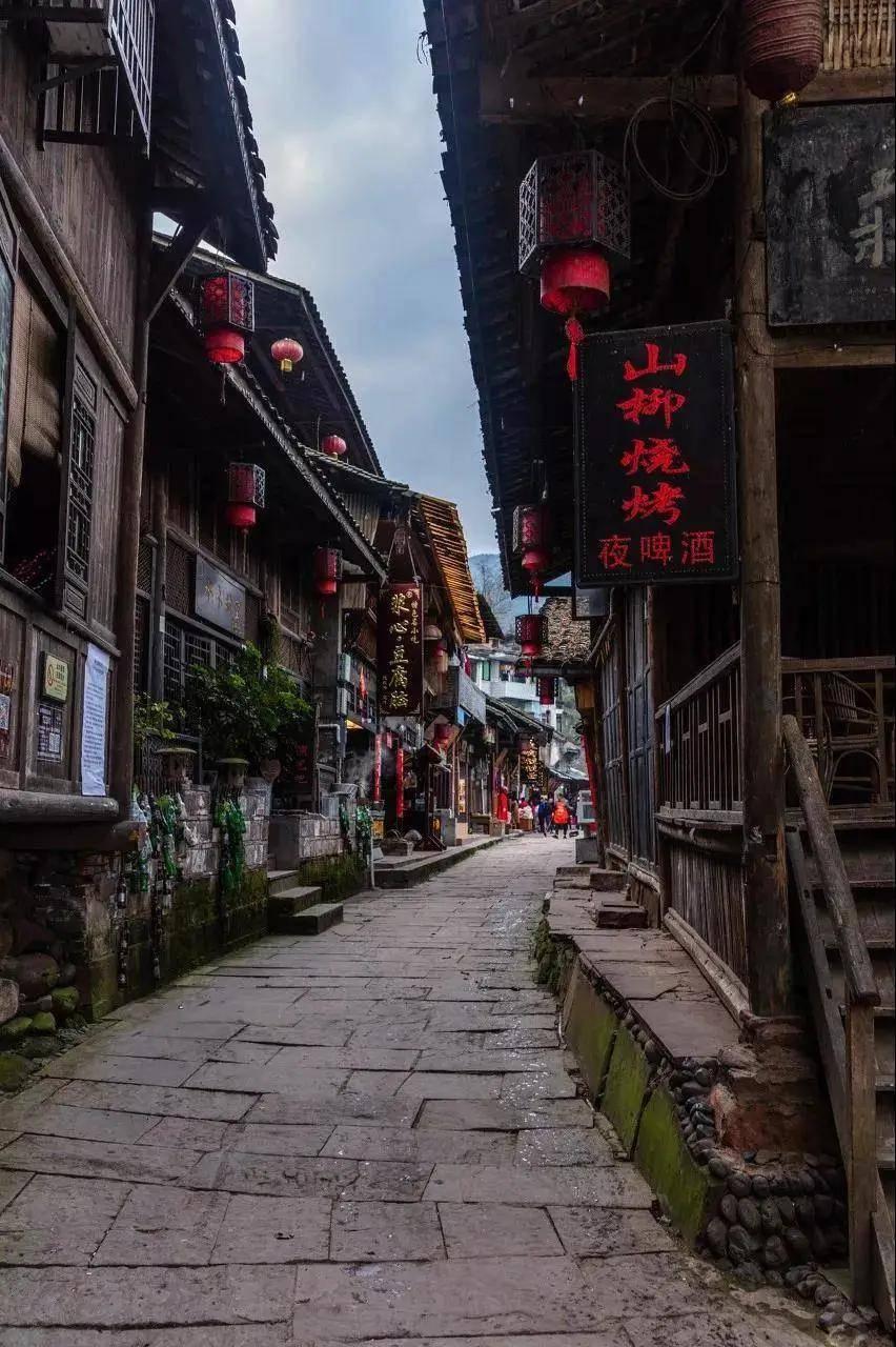 朋友跟爱情要选择哪个游戏画面